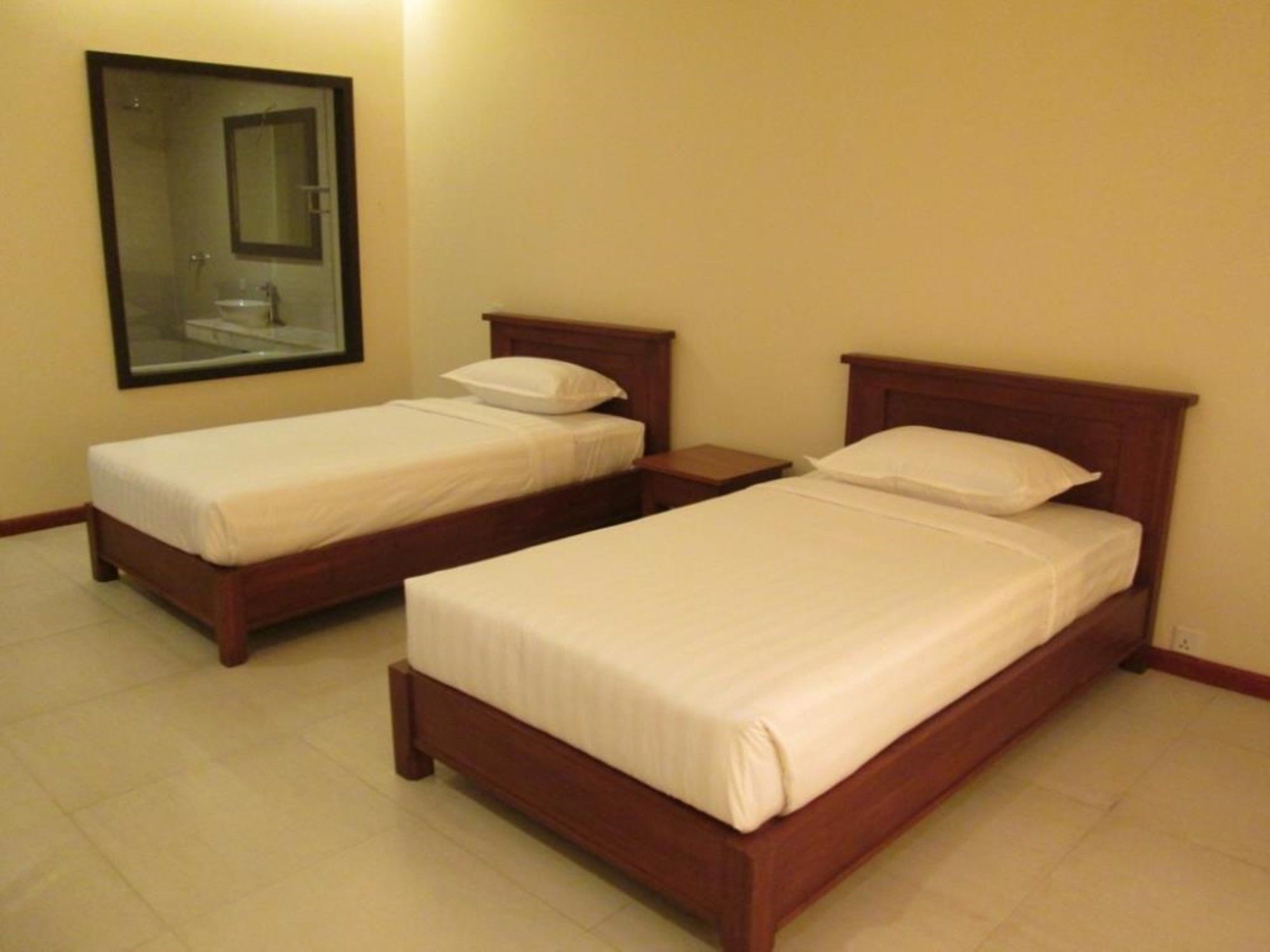 Man Myanmar Hotel Naypyidaw Exterior foto